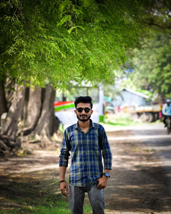 Praveen - VIP Male Companion