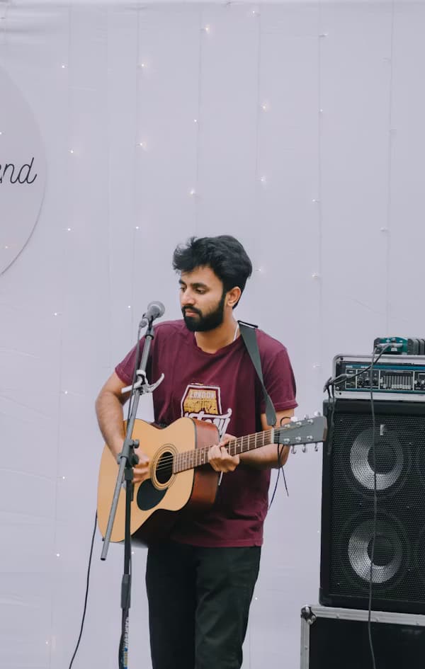 Praveen - VIP Male Companion