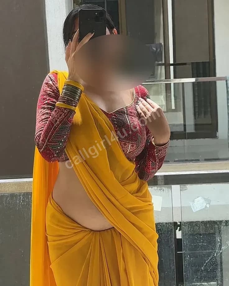 Zoya - VIP Companion