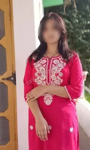 Ritu - VIP Companion