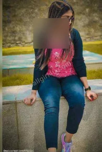 Muskan - VIP Companion