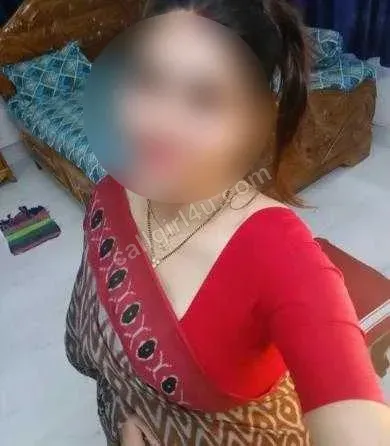 Kiara - Massage Therapist