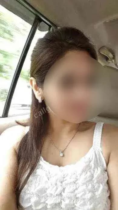 Profile of Zeenat in Bathinda