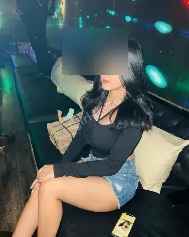 Zeenat - VIP Companion