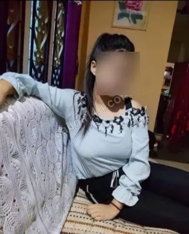 Nisha - VIP Companion