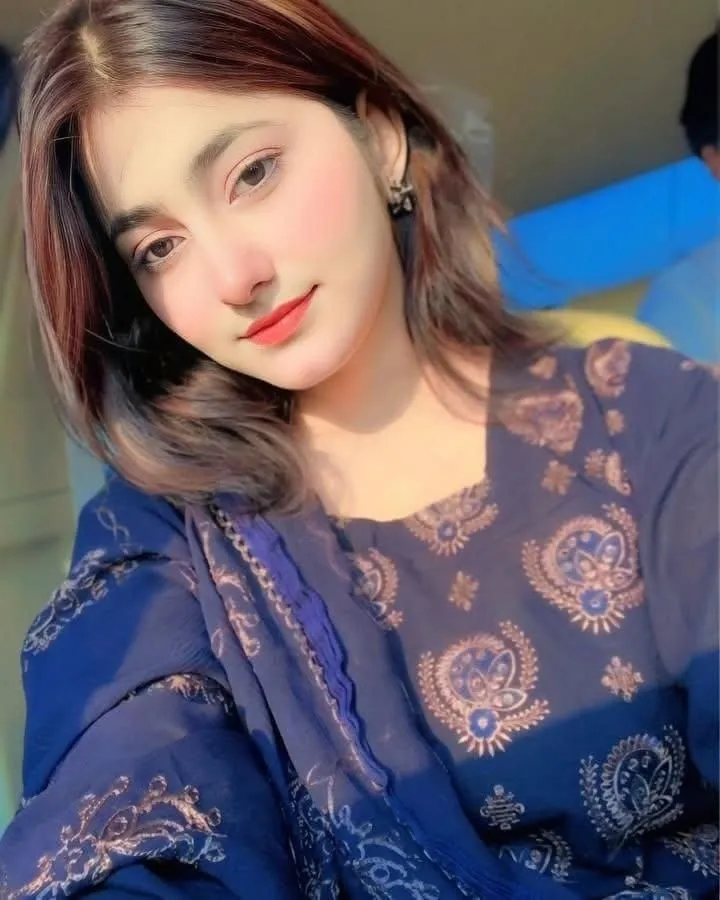 Heena - VIP Companion