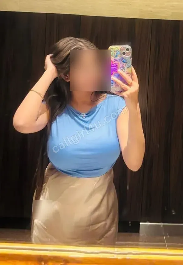 Yuvika - VIP Companion