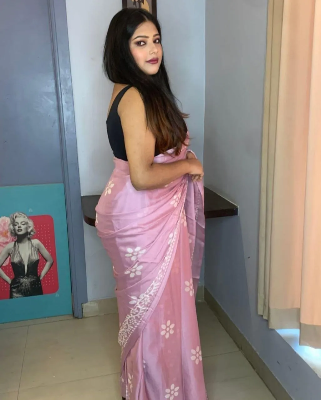 Anjali - VIP Companion