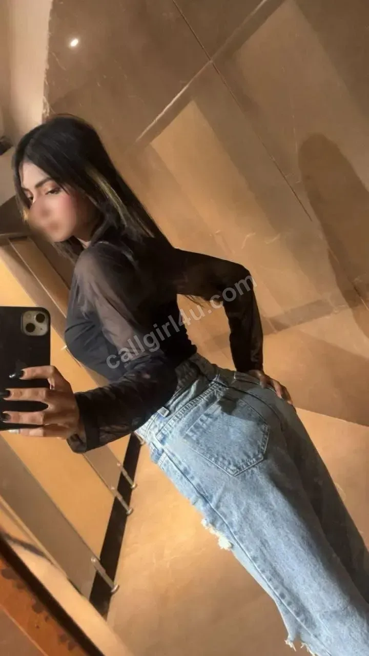 Tanya - VIP Companion