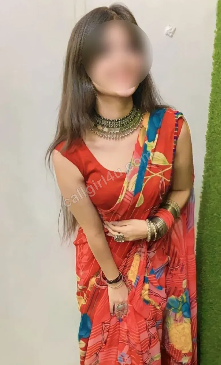 Riya - Massage Therapist