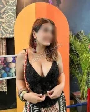 Geeta - Massage Therapist