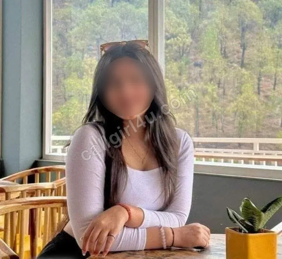 Laxmi - VIP Companion