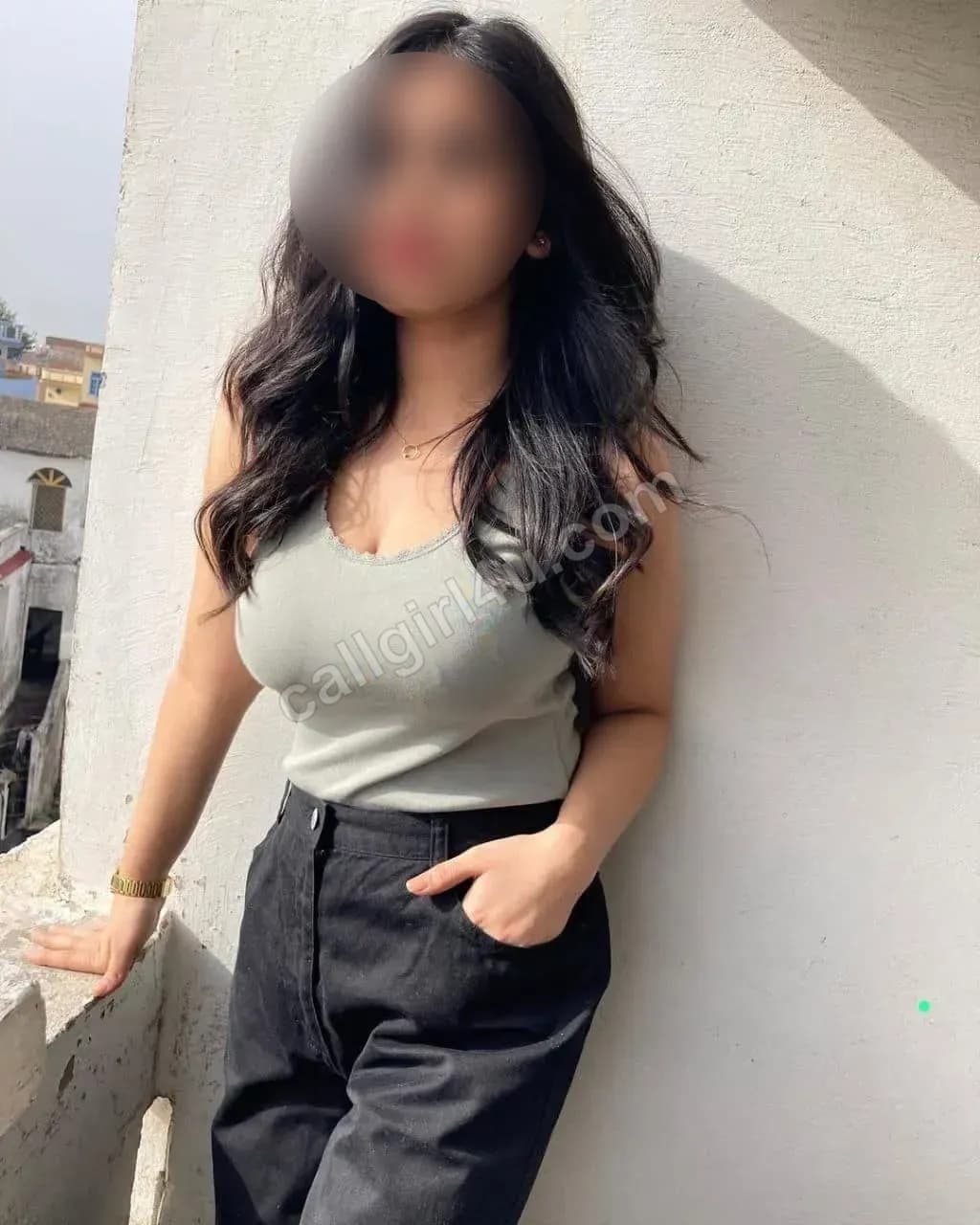 Nisha - Daman And Diu Elite