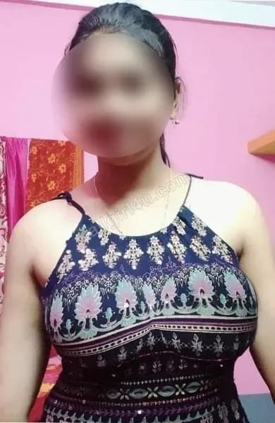 Pooja - Independent