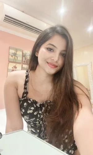 Juhi - Call Girl in Vrindavan