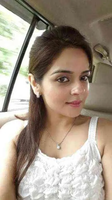 Tina - Call Girl in Batala