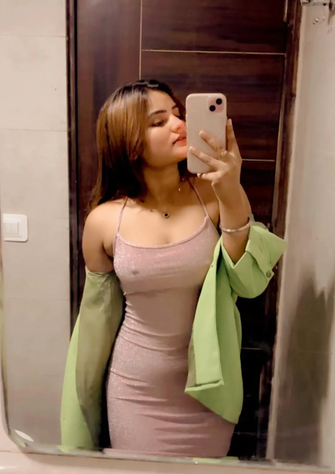 Seema - Call Girl in Ongole