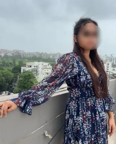 Jhanvi - VIP Companion