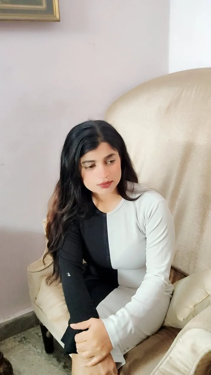 Falguni - Call Girl in Mathura