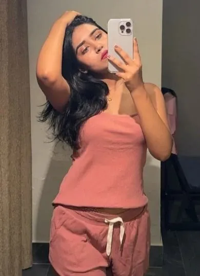 Komal - Call Girl in Dwarka