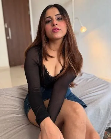 Simran - Call Girl in Eluru